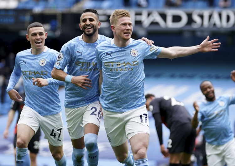 连年引援 连年引援