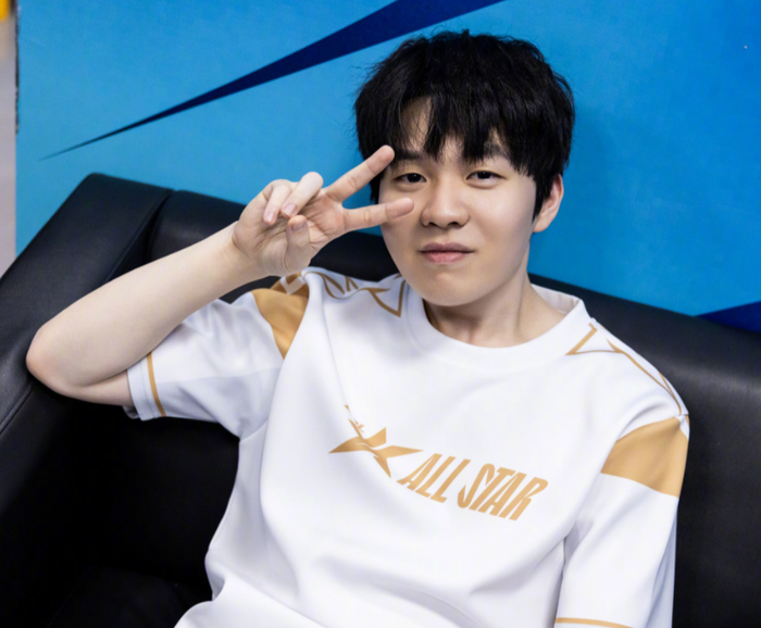 都拉到上限 都拉到上限