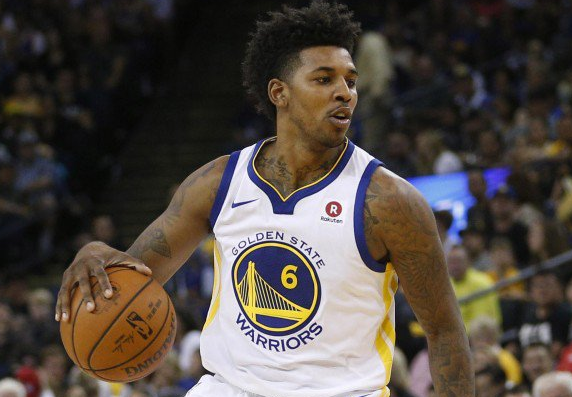 外加稳健出 外加稳健出