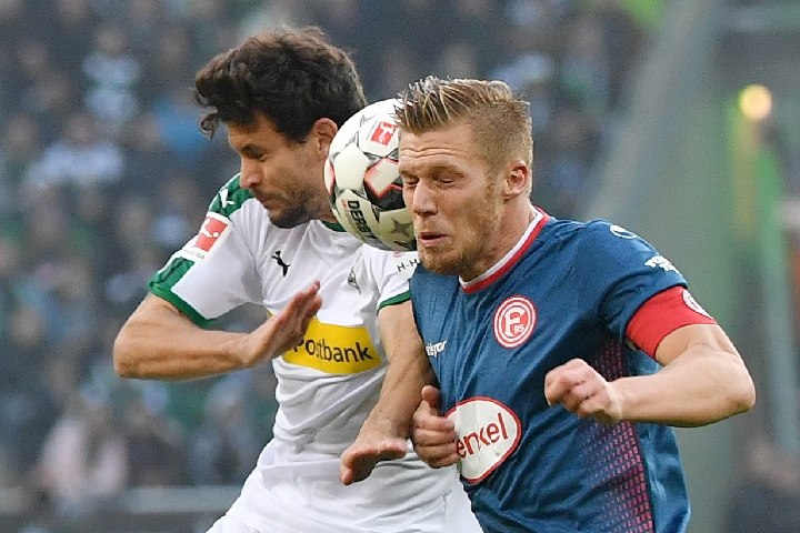 以纪律为底 以纪律为底