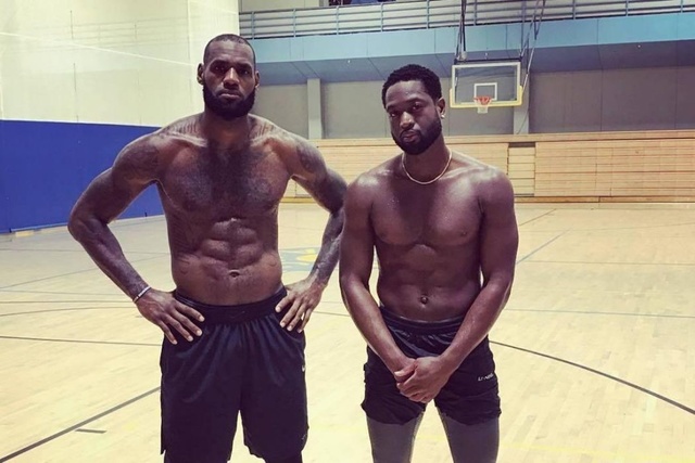 家庭娱乐属 家庭娱乐属